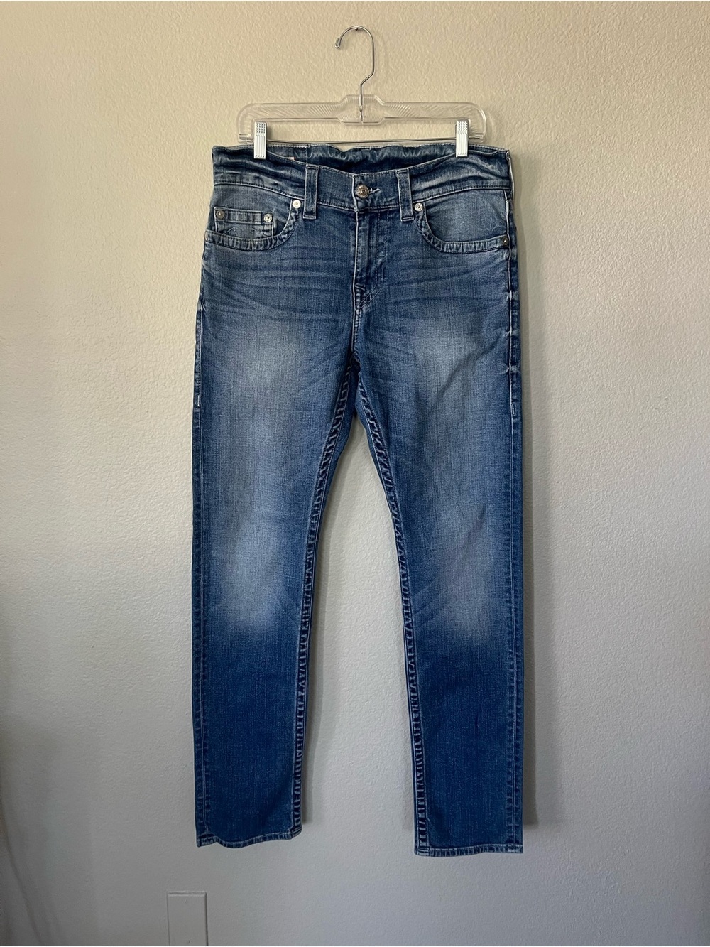 True Religion Geno Slim No Flap Pockets Jeans in Medium Wash Men's Size 32x32